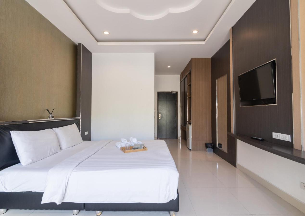 Tribe Pattaya Hotel Exterior photo