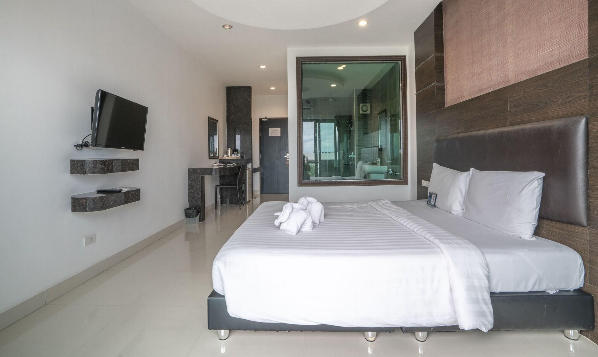 Tribe Pattaya Hotel Exterior photo