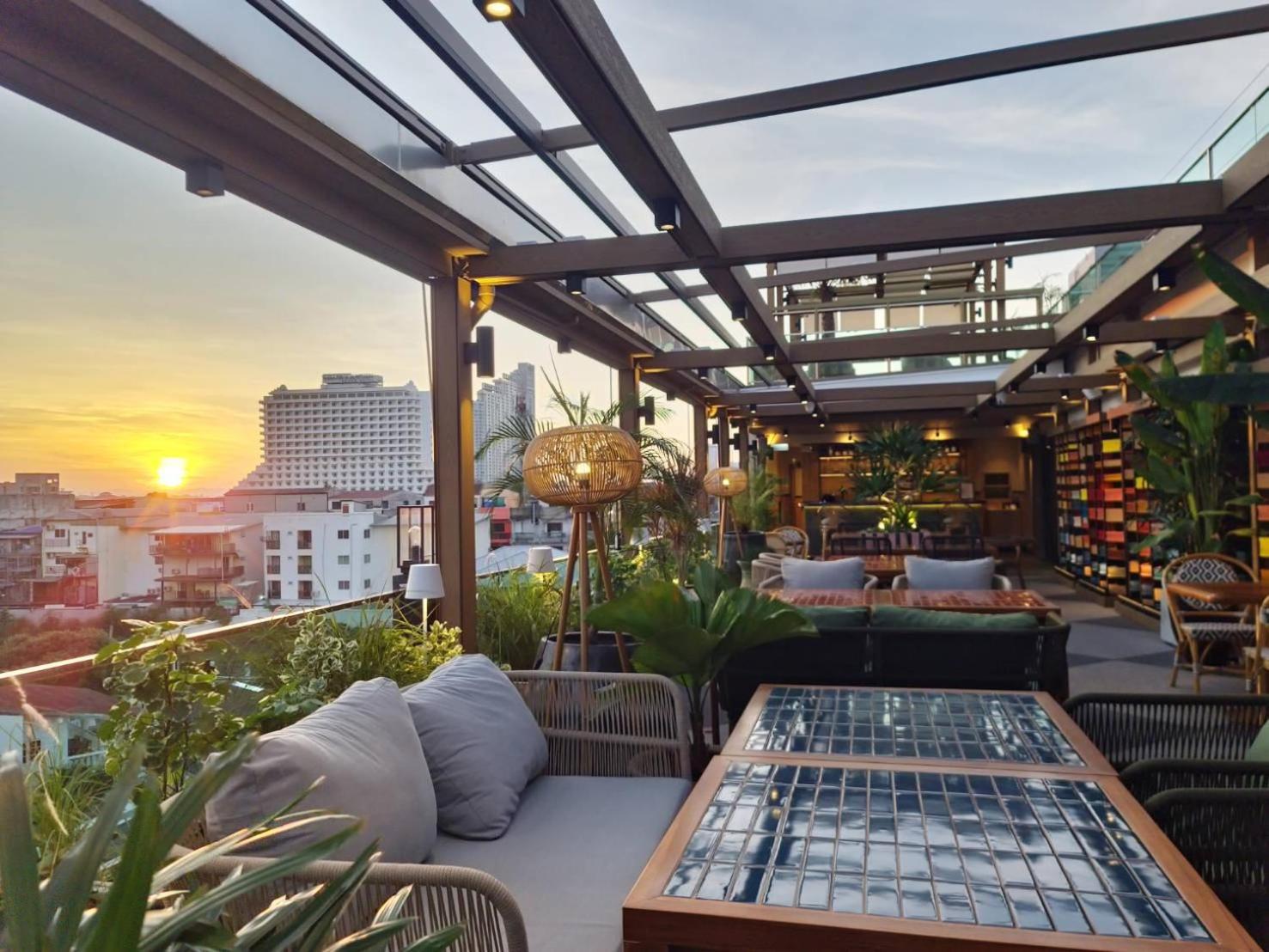 Tribe Pattaya Hotel Exterior photo
